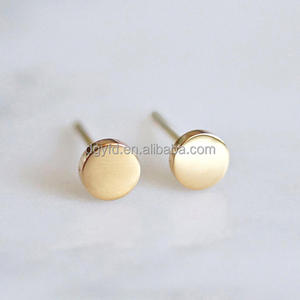 ต่างหูผู้หญิงทำจากสแตนเลสสตีลแบบมินิมอลลิสต์ต่างหูทรงสามเหลี่ยมวงกลม<span class=keywords><strong>สี่เหลี่ยม</strong></span>สีทอง18K - Product Image 3