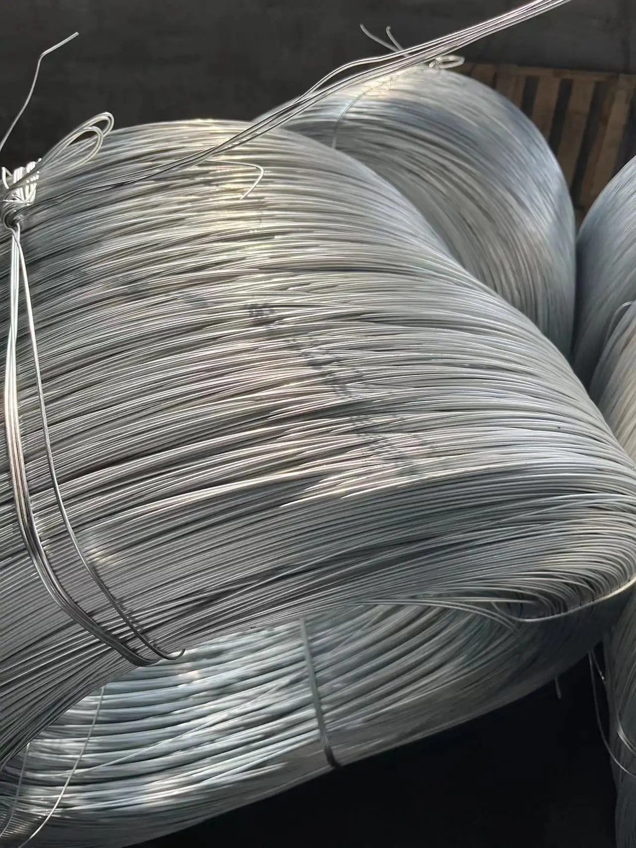 Schlussverkauf galvanisierter Eisendraht zum Weben von Drahtnetzen bwg 18 verzinkter Draht