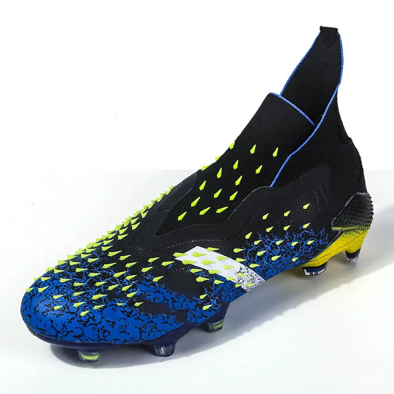New high-quality men's football shoes sell cheap training football shoes and sports football boots