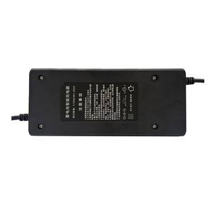 Chargeur de batterie de moto électrique AGV personnalisé 60V5A 320W 60V Lifepo4 pour autocar touristique - Product Image 4