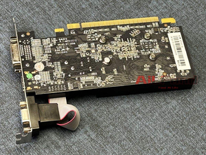 การ์ดจอขายส่ง 730 4GB DDR3 PCIe 28nm การ์ดแสดงผล GPU สำหรับเดสก์ท็อปพีซี เกมมิ่ง VGA รุ่นใหม่ การ์ดจอ PCIe - Product Image 5
