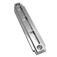 Composants sur mesure non standard en aluminium et acier inoxydable usinés par tournage et fraisage CNC, à tolérances strictes, pour équipements d'automatisation