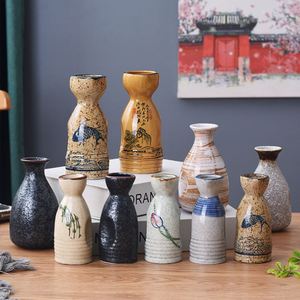 Botella de Sake Chinoiserie Única, Jarra de Cerámica Vintage para Vino y Licores, Juego de Servir Antiguo, Olla de Sake Japonesa de Porcelana para el Hogar - Product Image 1