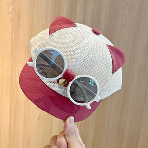 Sombrero de verano de moda para bebé con <span class=keywords><strong>gafas</strong></span> de sol de malla fina para gato gorra de béisbol tela de sarga <span class=keywords><strong>6</strong></span> paneles gorra de sol ala curva - Product Image 3