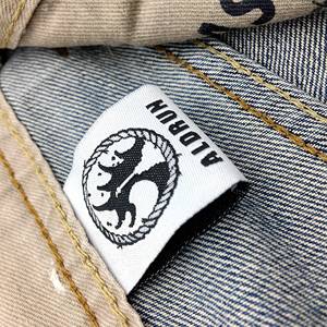 Tư nhân trắng dệt may nhãn nhà sản xuất vải thẻ sắt trên cổ Polyester Custom <span class=keywords><strong>made</strong></span> logo nhãn cho quần áo - Product Image 4