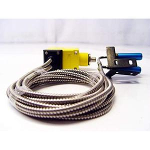 Capteur à fibre optique infrarouge Banner Engineering Q45BB6FQ5 avec câble métallique et boîtier jaune pour la détection industrielle - Product Image 4