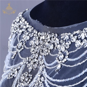 DRA-164 Handmade Sew-On Motiv Strass Ausschnitt Hang Fransen <span class=keywords><strong>Applique</strong></span> für Abendkleid - Product Image 3