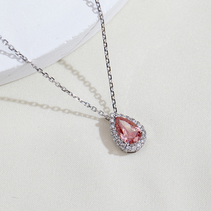 MSN-1041 Anillo de Oro Blanco de 9K con Diamante Rojo de Corte Pera Cultivado en Laboratorio, Joyería Romántica para Mujer - Product Image 3
