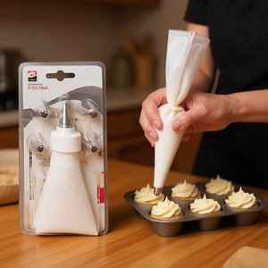 Erpsl Cake Decorating Bag With 5 Stainless Steel Tips For Baking And Pastry - Product Image 3