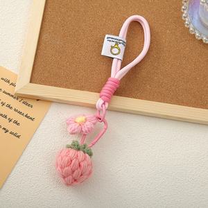 Colgantes de <span class=keywords><strong>ganchillo</strong></span> creativos lindos llaveros de <span class=keywords><strong>ganchillo</strong></span> hechos a mano de frutas y verduras hilo de almacenamiento para bolsos y llaves de niñas - Product Image 4