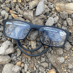 <span class=keywords><strong>Gafas</strong></span> Portátiles Magnéticas para <span class=keywords><strong>Presbicia</strong></span> para Colgar en el Cuello para Hombres y Mujeres <span class=keywords><strong>Gafas</strong></span> de Lectura Plegables Magnéticas de PC - Product Image 3