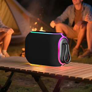 Altavoz Inalámbrico Portátil para Exteriores de Alta Calidad, 8W, Batería de 1500mAh con Luz RGB, Nuevo Dispositivo Electrónico de Moda - Product Image 3