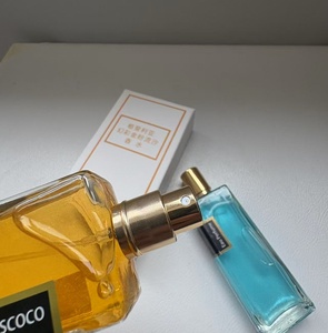 น้ำหอมผู้หญิงขายดี ชุดเซ็ต 50 มล. น้ำหอมผู้หญิงขายส่งจากโรงงาน น้ำหอมแบรนด์ส่วนตัว - Product Image 5