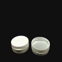 Bouchon blanc 38/400 en PP avec valve en silicone pour gel douche et lotion, avec système d'étanchéité et de distribution contrôlée anti-fuite