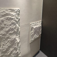 Nouveauté : Panneau de marbre UV haute brillance, dalle de marbre artificiel blanc Calacatta pour mur de fond de studio