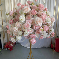 Boules de fleurs artificielles décoratives de luxe en soie de haute qualité, populaires pour les centres de table de mariage, vente en gros directe usine