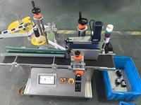 Mesin Pelabel Botol & Kaleng Bundar Otomatis Elektrik SKILT dengan Pompa Motor untuk Label Kaca dan Kertas