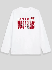 T-shirt a maniche lunghe da donna con stampa grafica Tampa Bay Buccaneers, traspirante, stampa digitale, morbida, 100% cotone, casual. - Product Image 5