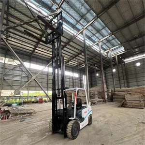 Chariots élévateurs d'occasion abordables KOMATSU FD30 Chariot élévateur diesel d'occasion 3 tonnes KOMATSU FD30 KOMATSU FD30 d'occasion en stock - Product Image 5