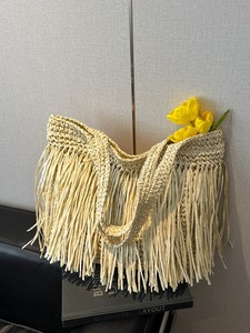 <span class=keywords><strong>Bolso</strong></span> de mano de <span class=keywords><strong>ganchillo</strong></span> con flecos, <span class=keywords><strong>bolso</strong></span> de hombro tejido para playa, <span class=keywords><strong>bolso</strong></span> bohemio de gran capacidad, un regalo para novia - Product Image 5