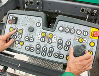 Niveleuse à asphalte Wirtgen Hamm Vogele Super 800 à moteur pour la construction routière et le pavage urbain