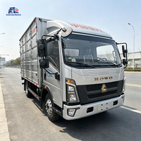 Camion léger d'occasion Sinotruk HOWO 140HP à plateau compact 4x2 Diesel pour livraison et logistique urbaine en Asie du Sud-Est