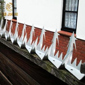 लोहे की कांटेदार तार पट्टी दीवार की - Product Image 2