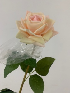 Vente flash - Roses artificielles réalistes <span class=keywords><strong>de</strong></span> couleur rose, à longues tiges, pour la maison, les mariages, les centres <span class=keywords><strong>de</strong></span> <span class=keywords><strong>table</strong></span> <span class=keywords><strong>de</strong></span> Noël, la Saint-Valentin - Product Image 4