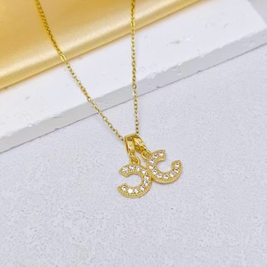 2022 Luxury Letter Double <span class=keywords><strong>G</strong></span> C C <span class=keywords><strong>collana</strong></span> e bracciale marche famose Charms CC gold jumbo orecchini ciondolo designer con cristalli - Product Image 1