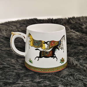 European Retro Matu Conference <b>Cup</b> with <b>Tea</b> Strainer and Lid <b>Large</b> Capacity Ceramic Mug - Product Image 4