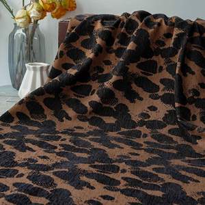 Tessuto Jacquard Vintage Leopardato in Ciniglia 2026, Lussuoso Tessuto Tinto in Filo per Abiti, Cappotti, Cuscini e <span class=keywords><strong>Tende</strong></span> - Product Image 2
