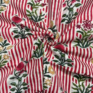 Tela de Algodón Blanca con Rayas Verticales Rojas Intensas, Motivos Florales Multicolores y Botánicos |   Estampado Tradicional Indio - Product Image 6