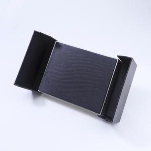 Boîte cadeau rigide de luxe de style <span class=keywords><strong>livre</strong></span> avec double porte et finition mate personnalisée, fermeture magnétique - Product Image 5