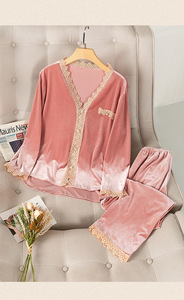 Conjunto de <span class=keywords><strong>pijamas</strong></span> clásicos de terciopelo de lujo para mujer, <span class=keywords><strong>Pijamas</strong></span> largos de invierno con costuras de encaje XL, ropa de dormir clásica de lujo de invierno con costuras de encaje XL - Product Image 6