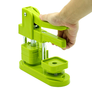 50 mét vuông Huy hiệu Nhựa & nút Máy làm Hướng dẫn sử dụng pin <span class=keywords><strong>Maker</strong></span> với nam châm mới - Product Image 3