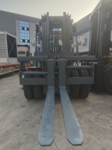 Carretilla elevadora de 18 <span class=keywords><strong>20</strong></span> toneladas para camión elevador de contenedores vacíos para muelle de puerto, carretilla elevadora de servicio pesado diésel con posicionador de horquilla de CA de cabina completa - Product Image 5