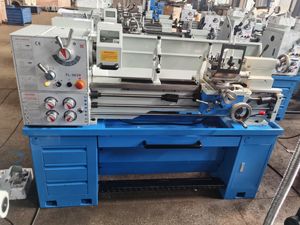 Torno de Alta Precisión, Máquina de Torno Manual con Corte Estable para Fabricación de Piezas Metálicas - Product Image 5