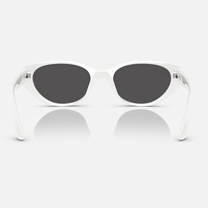 Lunettes de soleil œil-de-chat noires et blanches audacieuses, verres opaques, profil prononcé, protection UV, pour les passionnés de mode urbaine - Product Image 4