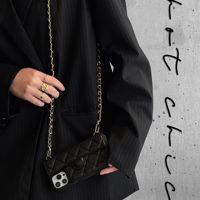Étui en cuir motif litchi de luxe style sac à bandoulière pour iPhone 13 Pro Max, 14 Pro Max, 15 Pro Max, 16 Pro Max, 17 Pro Max