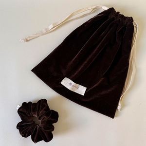 Hot Sale Large Velvet <b>Drawstring</b> <b>Pouch</b> Customized Velvet Dust <b>Pouch</b> With Label - Product Image 3