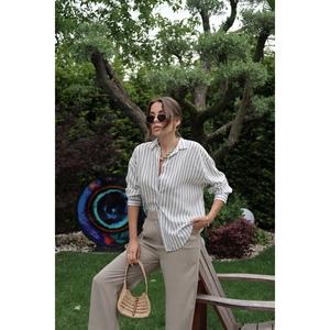 Camisa de Botones a Rayas Verdes para Mujer, Blusa Informal de Popelina, Estilo Sencillo para Uso Diario - Product Image 4