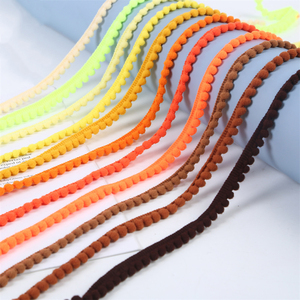 Supporto OEM ODM, Passamaneria Mini Pompon Colorata di Buona Qualità per Decorazione di Vestiti, Borse e Scarpe - Product Image 2