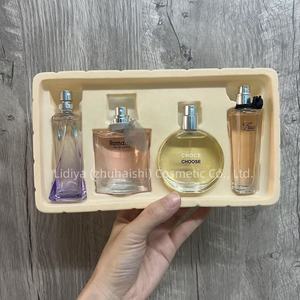 Nouveautés, ensembles de parfums 4 pièces, vente en gros <span class=keywords><strong>pas</strong></span> <span class=keywords><strong>cher</strong></span>, ensemble de parfums de longue durée pour dame Saint Valentin - Product Image 3