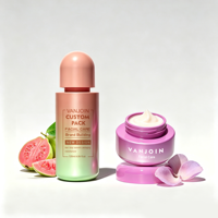 Flacons cosmétiques en verre givré rose de luxe sur mesure avec pompe pour huile corporelle et lotions corporelles