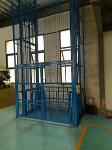 Tùy chỉnh nhà máy dọc vận chuyển hàng hóa thang máy treo tường điện vận chuyển hàng hóa thang máy công nghiệp thủy lực nâng nền tảng hoist - Product Image 2