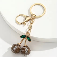 Porte-clés en strass et cristal, breloque de sac en forme de ballon de sport (basketball, football, baseball) pour sac à main, sac à dos, cadeau