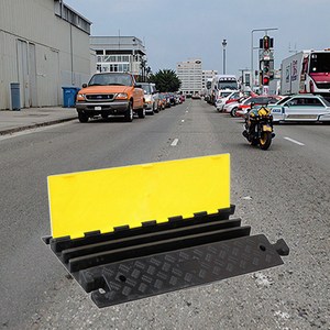 อุปกรณ์ป้องกันสายเคเบิลยาง3ช่องอุปกรณ์ป้องกันสำหรับงานกลางแจ้ง - Product Image 1