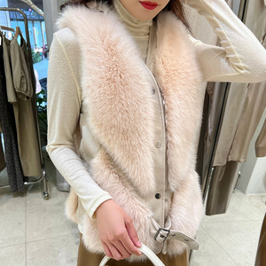 Chaleco de piel sintética para mujer, cuello en V, sin mangas, chaleco de invierno, chaqueta informal de piel de zorro suave con patchwork de gamuza. - Product Image 4