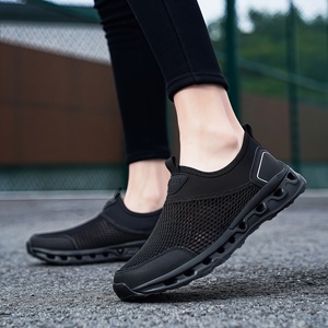Zapatillas de malla huecas unisex al por mayor para primavera y verano, zapatillas ligeras de talla grande para correr y uso diario - Product Image 3