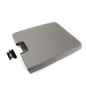 Tapa de la Caja del Reposabrazos Chevrolet Gris con Cierre Abatible 2007-2013, Caja de Almacenamiento Central - Product Image 3